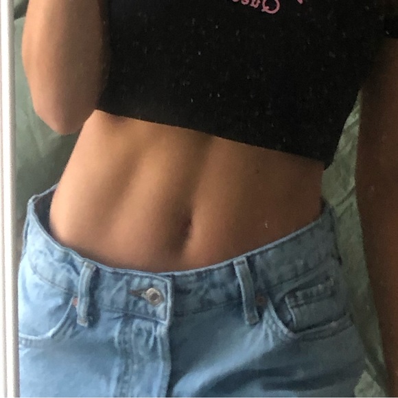 Perfect basic shorts - Picture 3 of 3